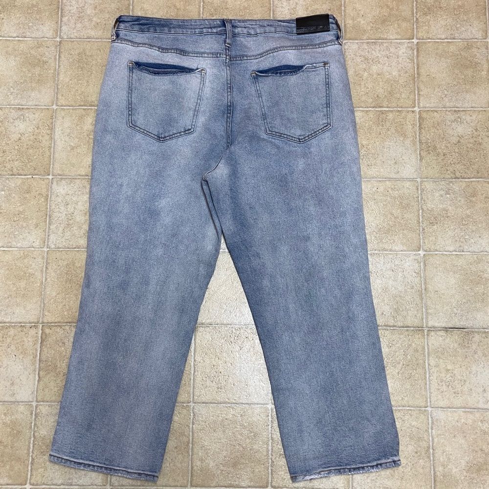 !iT Marty High Rise Straight Ankle Light Blue Denim Jeans women’s Plus Size 16